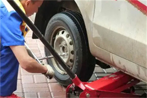 容县附近拖车24小时服务热线电话